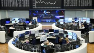 US stocks hit fresh records as oil stabilises on rising supplies