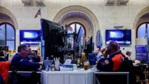 World shares, euro slide as high oil prices, fiscal worries linger