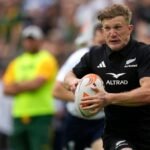 McKenzie starts at flyhalf for first Bledisloe test after Mo’unga injury