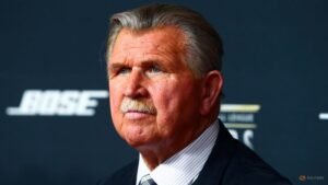 NFL-Mike Ditka, Hall of Fame player and Bears coach, dies at 86