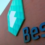 Besi shares fall on report ASML is working on rival hybrid bonding product
