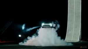 Tesla’s new Roadster turns in air with SpaceX thrusters, won’t land until 2028