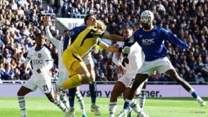 Chelsea’s Martinez suffered concussion after collision at Everton, says Alonso