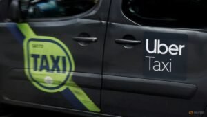 Uber wins bid to throw out UK mass lawsuit by black cab drivers
