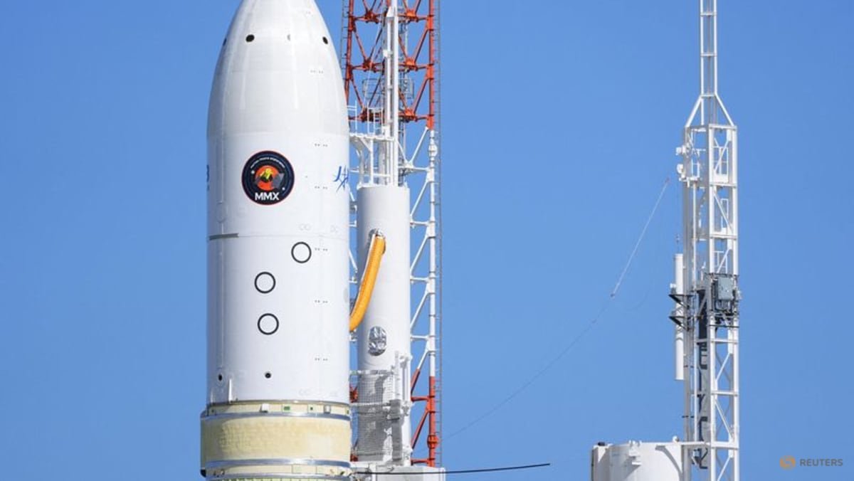 Japan launches mission to return samples from Mars moon