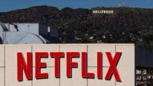 Netflix issues weak fourth-quarter forecast as company seeks to kick-start growth