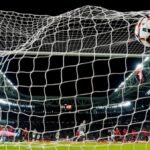 Juventus fight back to draw with Rennes as Leverkusen go top