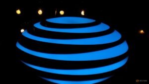 AT&T, T-Mobile tighten AI guardrails as autonomous networks remain years away