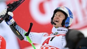 Alpine skiing-Brazil’s Pinheiro Braathen wins season-opening men’s giant slalom