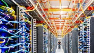 Verizon lifts annual forecasts, signs more than $2 billion AI infrastructure deal with AWS
