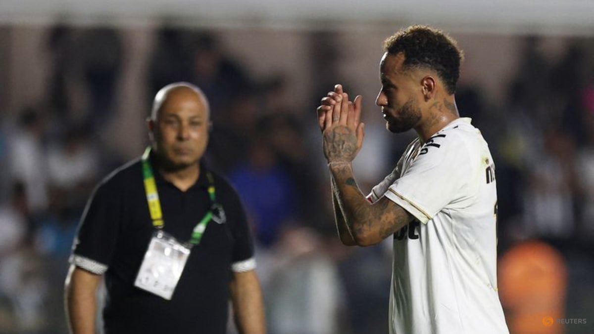 Neymar handed two-game suspension for covering mouth during argument