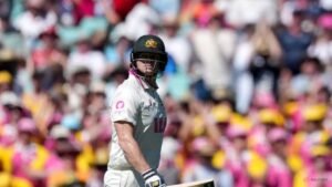 Australia’s Smith cleared of serious neck injury, set to play in first NZ test