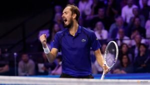 Medvedev battles back from brink to beat Norrie in Vienna