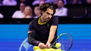 Alcaraz beats Medvedev to reach Vienna final