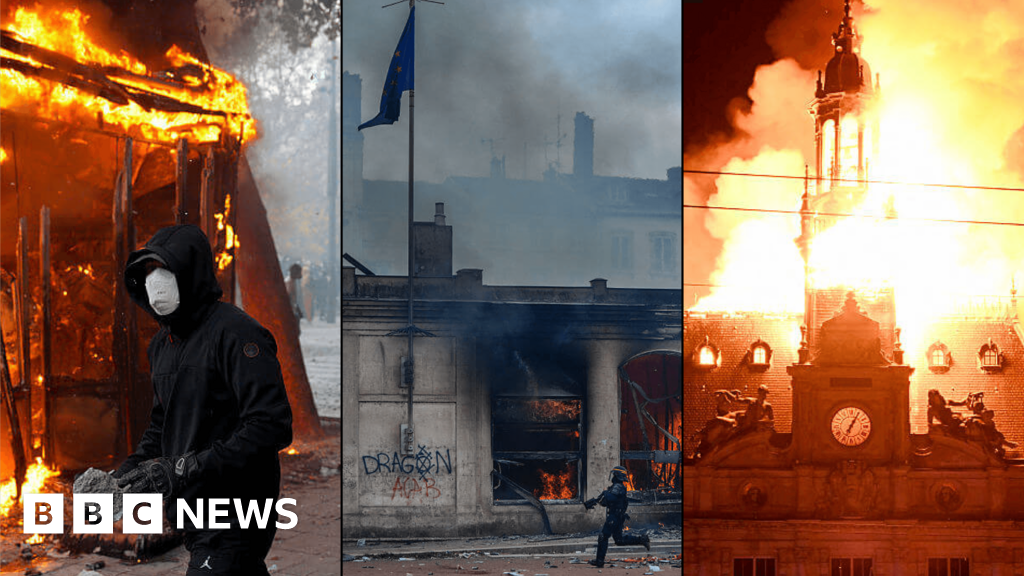 In pictures: French landmarks damaged and destroyed by violent protesters