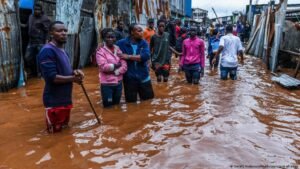 After recent floods, Nairobi braces for El Nino extremes