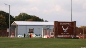 UK: Two Latvian men arrested for breaking into RAF base