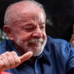 Brazil to shorten workweek in win for Lula ahead of runoff