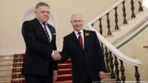 Critics warn of espionage as Slovakia restores military-diplomatic contact with Russia