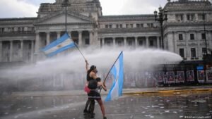 Clashes erupt at Argentine student protests against President Milei’s austerity policies