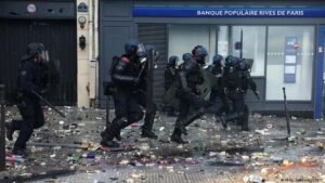 France protests escalate as unrest spreads across cities