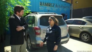 Candidates court Latino vote in US midterms