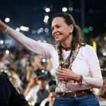 Is the US looting Venezuela?