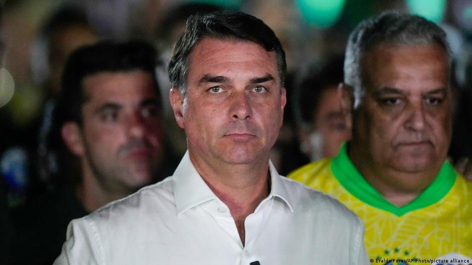 Flavio Bolsonaro flees Brazil for US amid investigation — reports