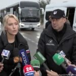 Aid convoy reaches frontline town of Oleshky