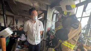 Two taken to hospital after fire at Mei Ling Street HDB block, about 25 evacuated
