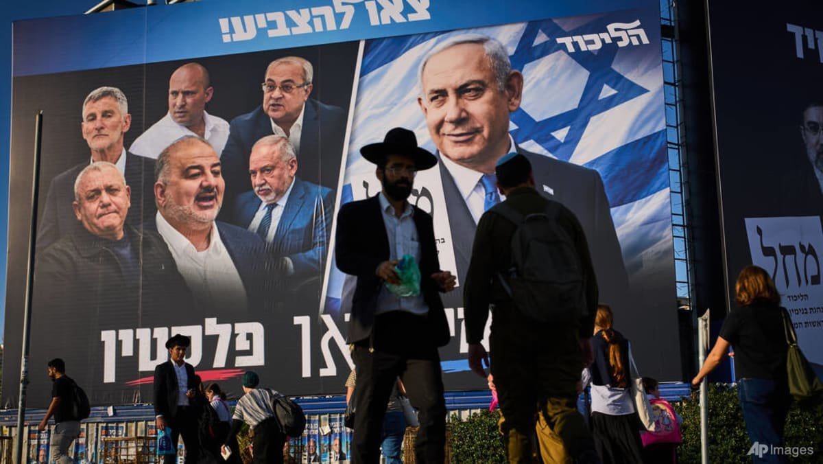 Netanyahu basks in Trump endorsement week before election