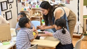 Preschool teachers to get at least 2 hours a week away from teaching duties to plan lessons, engage parents
