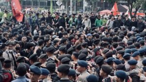 Indonesian students protest rising prices, government’s handling of forest fires
