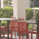 Haze takes toll on alfresco dining, buskers as foot traffic and earnings fall